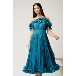 Rochie midi turcoaz in clos din voal satinat cu volanase la bust si la baza