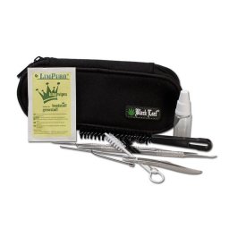 Trusa Set curatare + ustensile Black Leaf în Portofel protecție