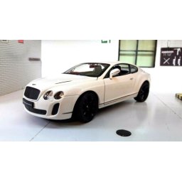 Macheta welly 1:24 bentely continental supersports alb crem w24018w-white