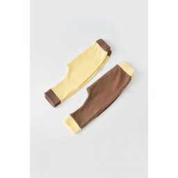 Set 2 pantaloni Ribana Bebe Unisex din bumbac organic si 5%elastan - Vanilie/Maro BabyCosy (Marime: 3-6 Luni)