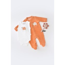 Set Broscuta cu salopeta si body din 80%bumbac organic si 20% poliester - Portocaliu, BabyCosy (Marime: 3-6 Luni)