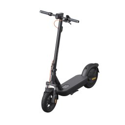 Trotineta electrica Xiaomi Electric Scooter 5 Plus, Sistem TCS Control tractiune, Motor 400W , autonomie max. 60 Km, viteza maxima 25 Km/h, Greutate Max. 120Kg, Roti 12", Negru