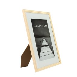 Rama foto Alvin din lemn, format A4 (21x29,7 cm), culoare crem, pentru perete sau birou