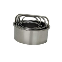 Set 4 forme/taietoare pentru pogacele din metal, 3–6 cm, usor de folosit