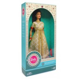 Barbie Colors of India Visits Taj Mahal GPR24-2