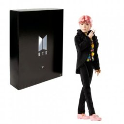 BTS V Prestige Fashion papusa GKD01 (cu suport)