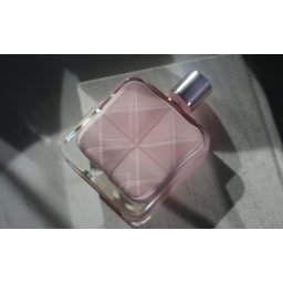 Apă de parfum Givenchy Irresistible Rose Velvet – aromă intensă și persistentă