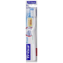 Periuta de dinti manuala Trisa Fresh Medium cu capac de protectie