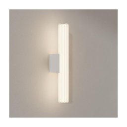 Aplică LED pentru oglindă de baie LINEA, 8W, 230V, 3000/4000/6000K, IP44, 45 cm, alb