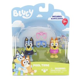 Set figurine Bluey si Bingo la piscina cu accesorii, 2 piese