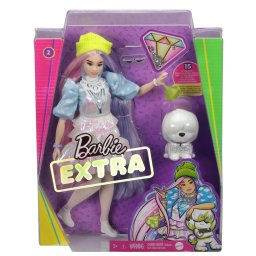 Papusa Barbie Extra cu caciula beanie verde si catel alb