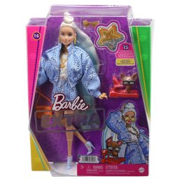 Papusa Barbie Extra cu bandana, 15 accesorii si catel Chihuahua