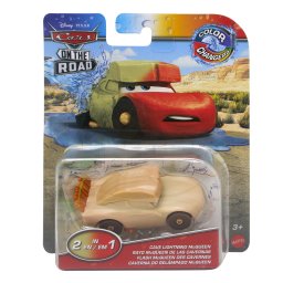Masinuta Cars Cave Fulger McQueen cu culori schimbatoare Mattel