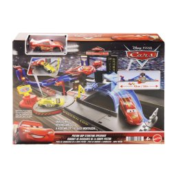 Set de joaca Cars Pista de Curse Piston Cup cu masinuta inclusa