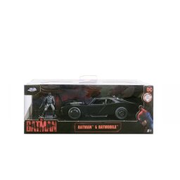 Masinuta metalica Batmobile 2022 scara 1:32 cu figurina Batman