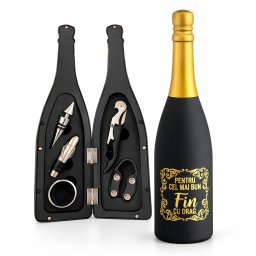 Sticla Cadou Vin cu Accesorii Premium Personalizata , Set Elegant pentru Barbati