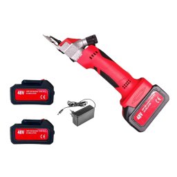 Masina de tuns oi cu 2 acumulatori 6AH, 48V Power SHEEP, accesorii incluse, cutie de transport si depozitare Campion CMP1556