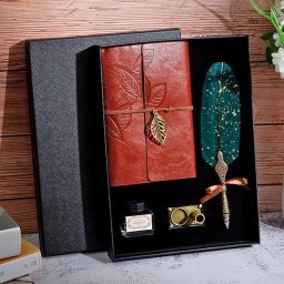 Set cadou Caligrafie Vintage cu Jurnal si Pana Verde
