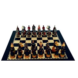 Set sah cu piese tematice Mongolii vs Rusii cu tabla cu efect de abanos