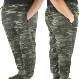 Pantaloni de trening supradimensionați camuflaj izolați