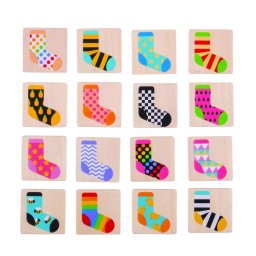 Joc de memorie din lemn pentru copii - Ciorapeii mei, 32 carduri