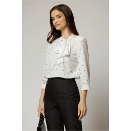 Bluza ivoar cu funda la decolteu si buline