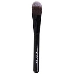 Chanel Les Pinceaux 2-In-1 Foundation Brush