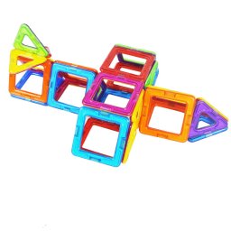 Joc de constructie magnetic MAGPLAYER cu 30 piese pentru copii 3+ ani