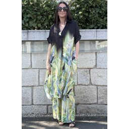 COMPLEU DIN VASCOZA SI MATASE CU ROCHIE LUNGA TIP TUNICA STRELITZIA TALIE UNICA Multicolora