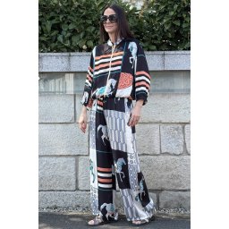 COMPLEU DIN VASCOZA SI MATASE CU BOMBER HORSE ODYSSEY BLACK TALIE UNICA Multicolora