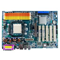 Placa de baza ASROCK; model: AM2NF3-VSTA; socket: AM2; DD-RAM2; AGP; 5xPCI; format: ATX