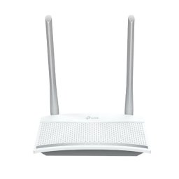ROUTER TP-LINK; model: TL-WR820N; MANAGEMENT; WIRELESS; PORTURI: 4 x RJ-45 10/100