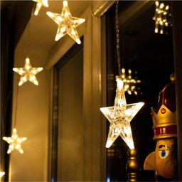 Ghirlanda luminoasa tip perdea cu stelute, 72 LED, 2 m, interior/exterior