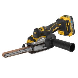 Masina de slefuit profesionala cu banda pe acumulator DeWALT DCM200E2T, 18V XR, brushless, 2x acumulator Li-Ion 1.7 Ah POWERSTACK, iluminare LED, latime banda 13 mm, viteza maxima 1.700 m/min, brat pivotant 173 grade, cutie TSTAK, incarcator rapid