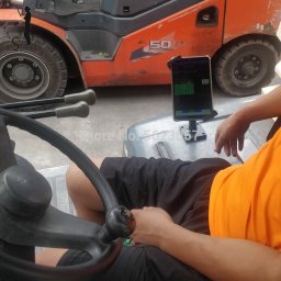 ROBUST TABLET STAND
