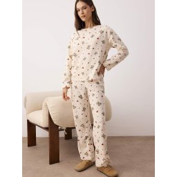 Trendyol Pijama ecru / maro deschis / roși aprins / negru