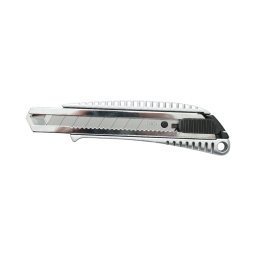 Cutit cutter profesional 18x100 mm cu maner din aluminiu Crownman