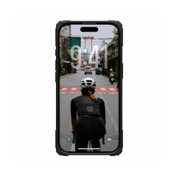 Husa MagSafe Urban Armor Gear pentru Apple iPhone 17 Plasma XTE Neagra