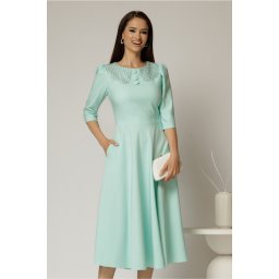 Rochie midi verde menta de ocazie cu nasturi pe bust si guler cu broderie si margele