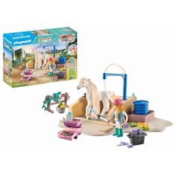Playmobil - Spalatorie Cu Isabella Si Calutul Lioness