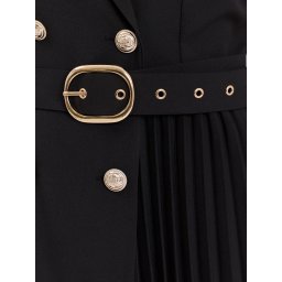 Rochie elegantă neagră cu închidere cu nasturi