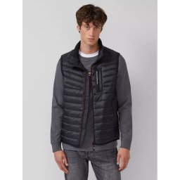 s.Oliver Vesta matlasata barbati, fara gluga, usoara, croiala Regular fit, Negru (SELECTATI MARIMEA: L)