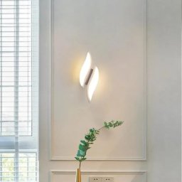Aplica LED Augusta 16W alba, 3 temperaturi de culoare, design floral pentru interior