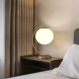 Veioza Olimpia cu glob din sticla, 1x E27, metal auriu, pentru interior