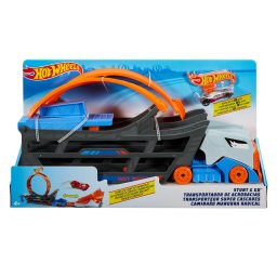 Camion Hot Wheels cu pista de lansare si bucla Stunt N Go