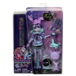 Papusa Monster High Twyla Creepover Party cu accesorii