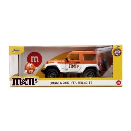 Masinuta metalica Jeep Wrangler 2007 cu figurina M&M Orange, 1:24