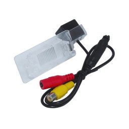 Camera marsarier dedicata VW Passat, Touareg, Sharan cu Night Vision 150°