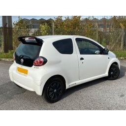 Spoiler hayon Motordrome Design V2 pentru Toyota Aygo Mk1 2005-2014