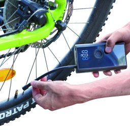 Compresor aer portabil 36W cu baterie 4000mAh reincarcabila si accesorii